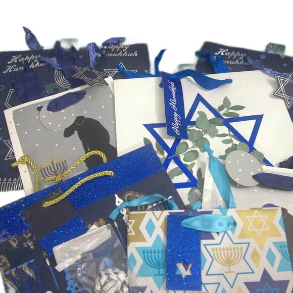 Premium Hanukkah Gift Bag Bundle – Set of 7 - Picture 3 of 3